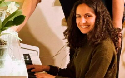Una pianista gallega, alumna del CSM, cruzará Europa para enseñar música en Letonia